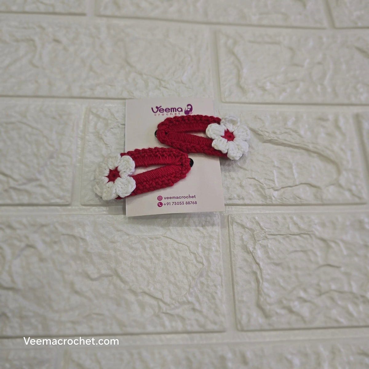 Floral Loop Hair Clips