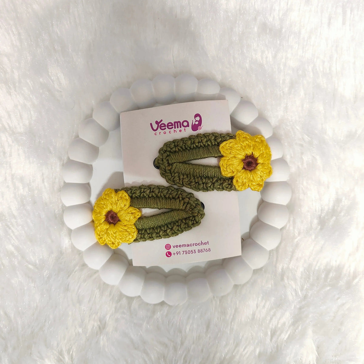 Floral Loop Hair Clips