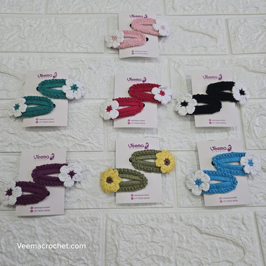 Floral Loop Hair Clips