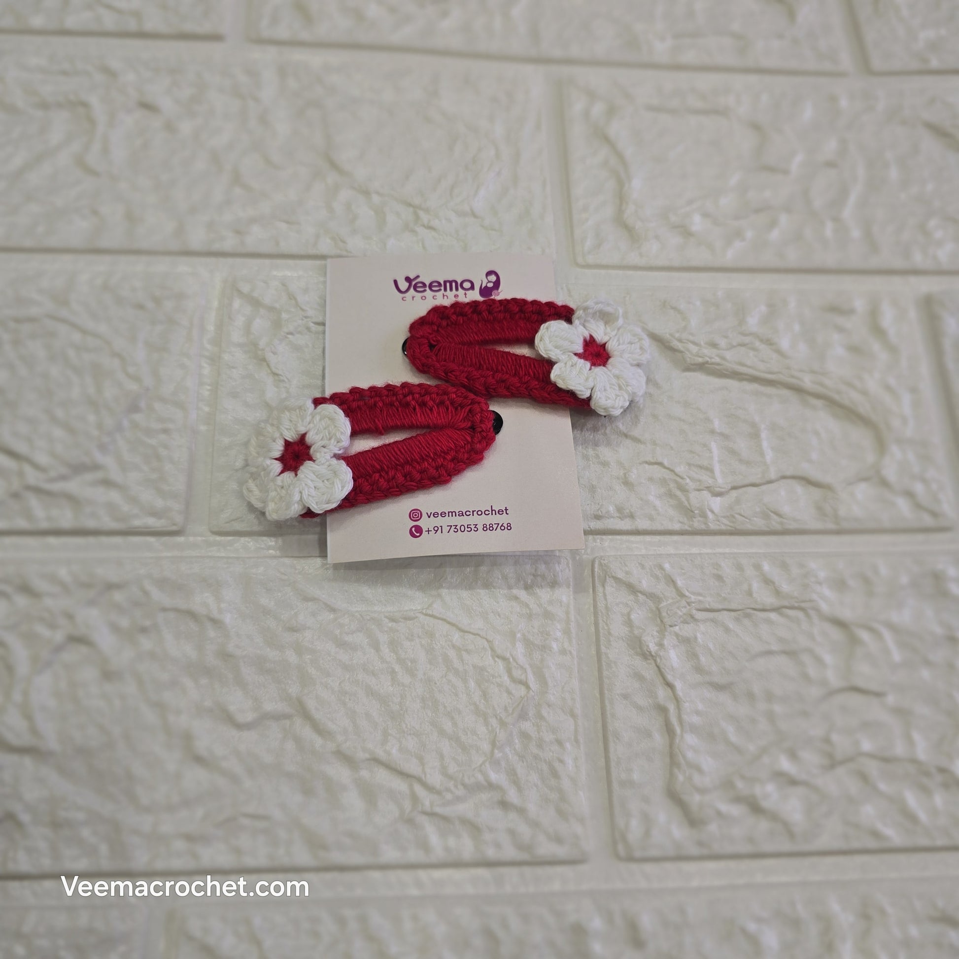 Floral Loop Hair Clips