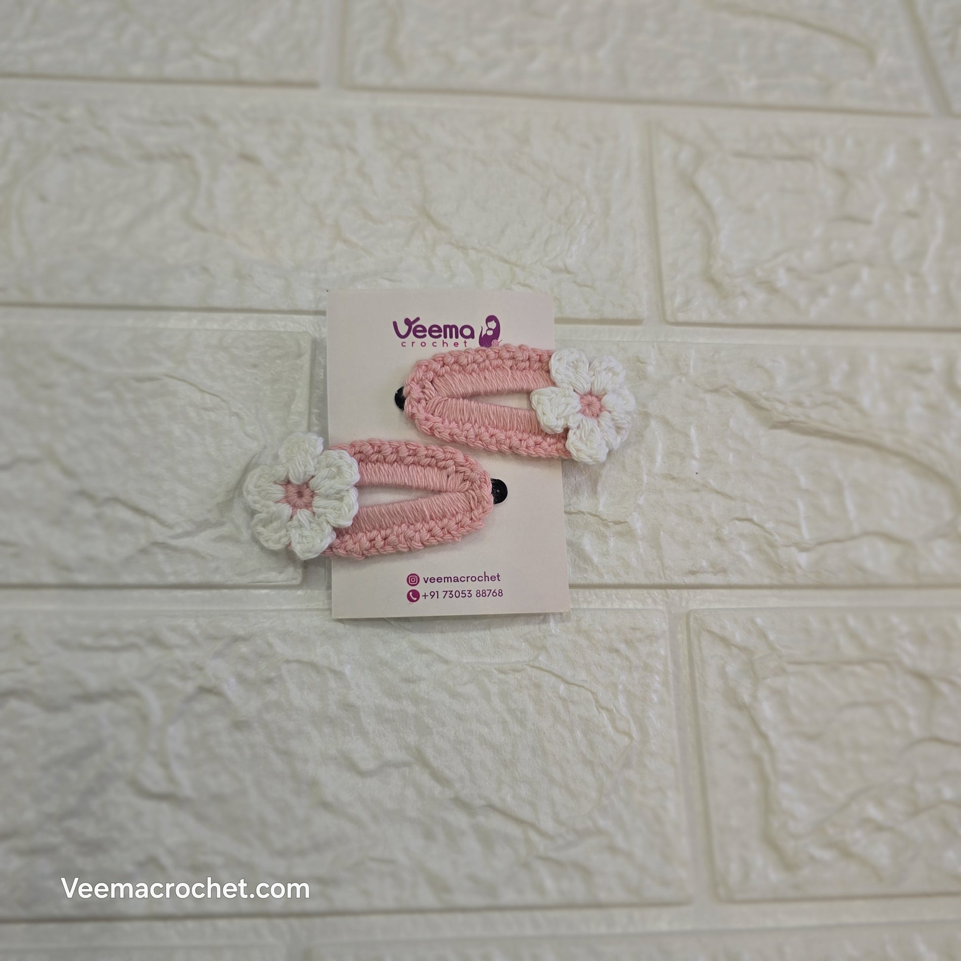 Floral Loop Hair Clips