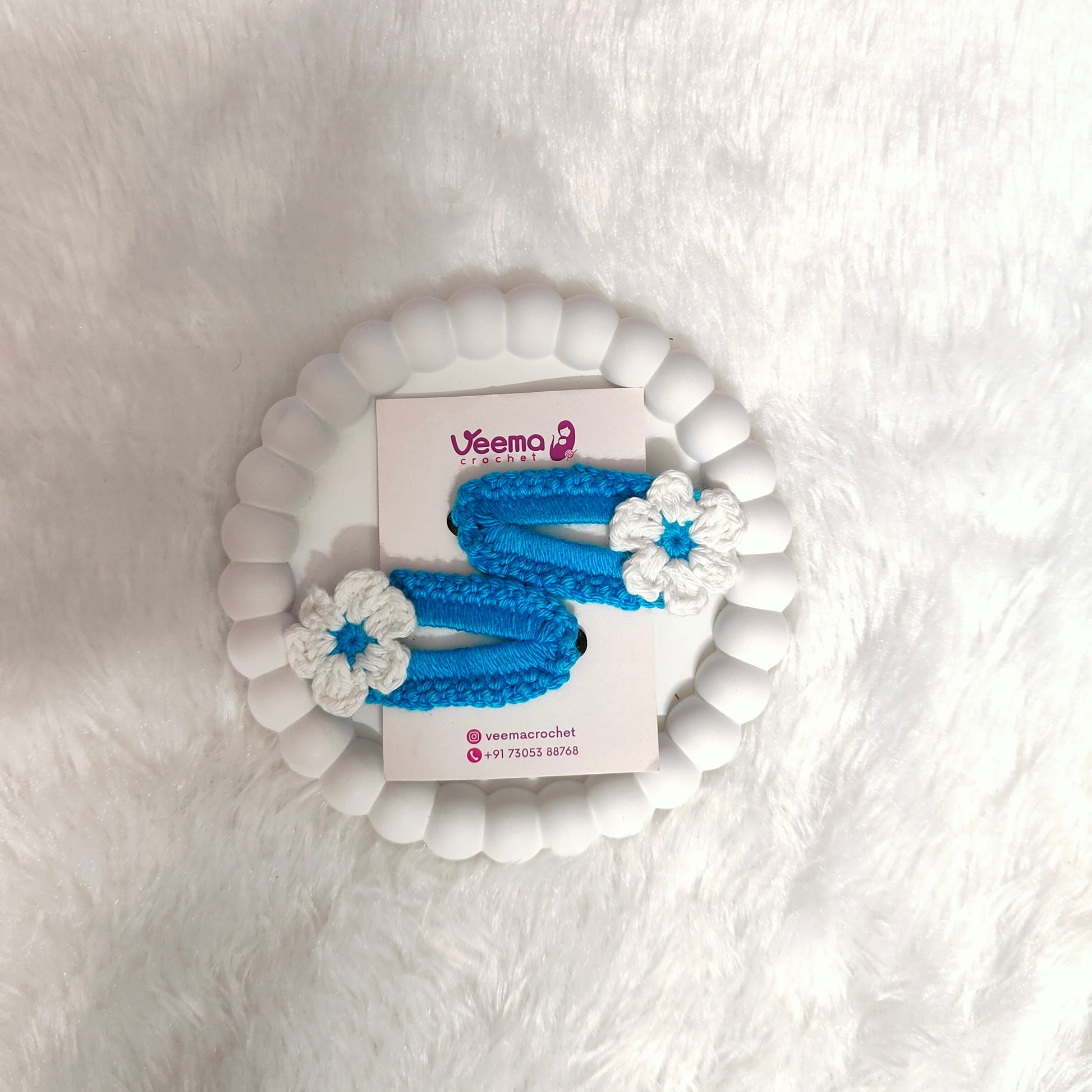 Floral Loop Hair Clips