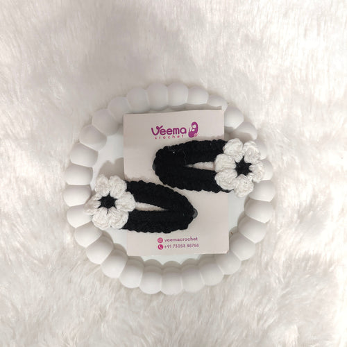 Floral Loop Hair Clips