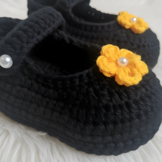 Handcrafted Black Crochet Baby Shoes – Soft & Cozy for Tiny Feet